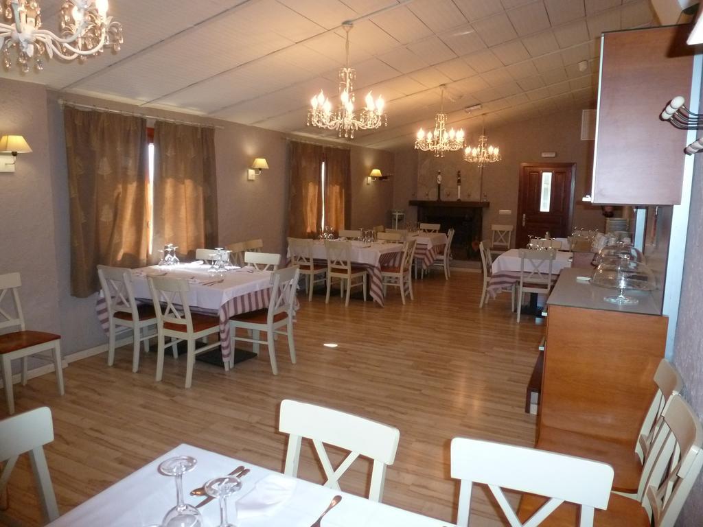 Hotel H Con Encanto Binéfar Екстериор снимка