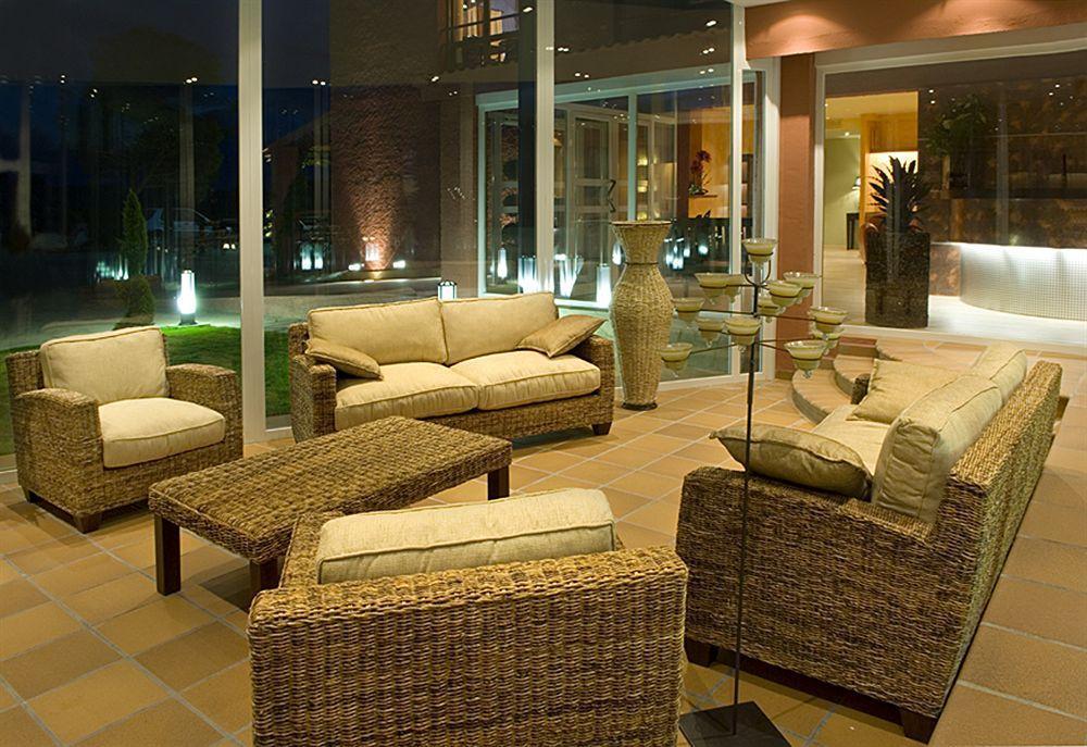 Hotel H Con Encanto Binéfar Екстериор снимка